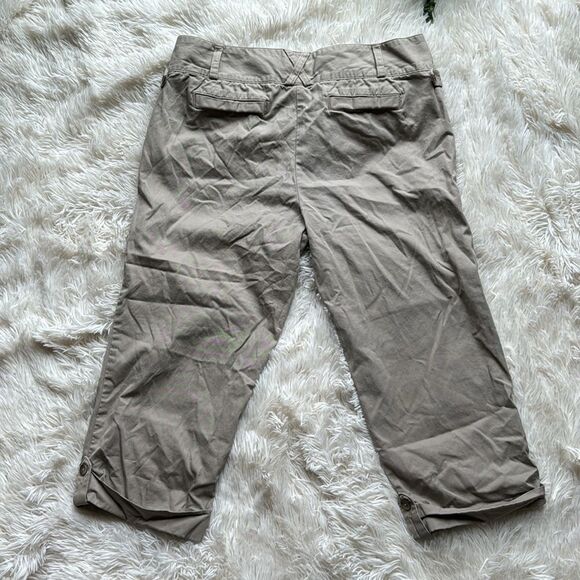 Lands’ End Khaki Cropped Capri Pants Cuffed Size 10P 10 Petite - Picture 6 of 8
